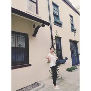 Meet your Posher, Sophie